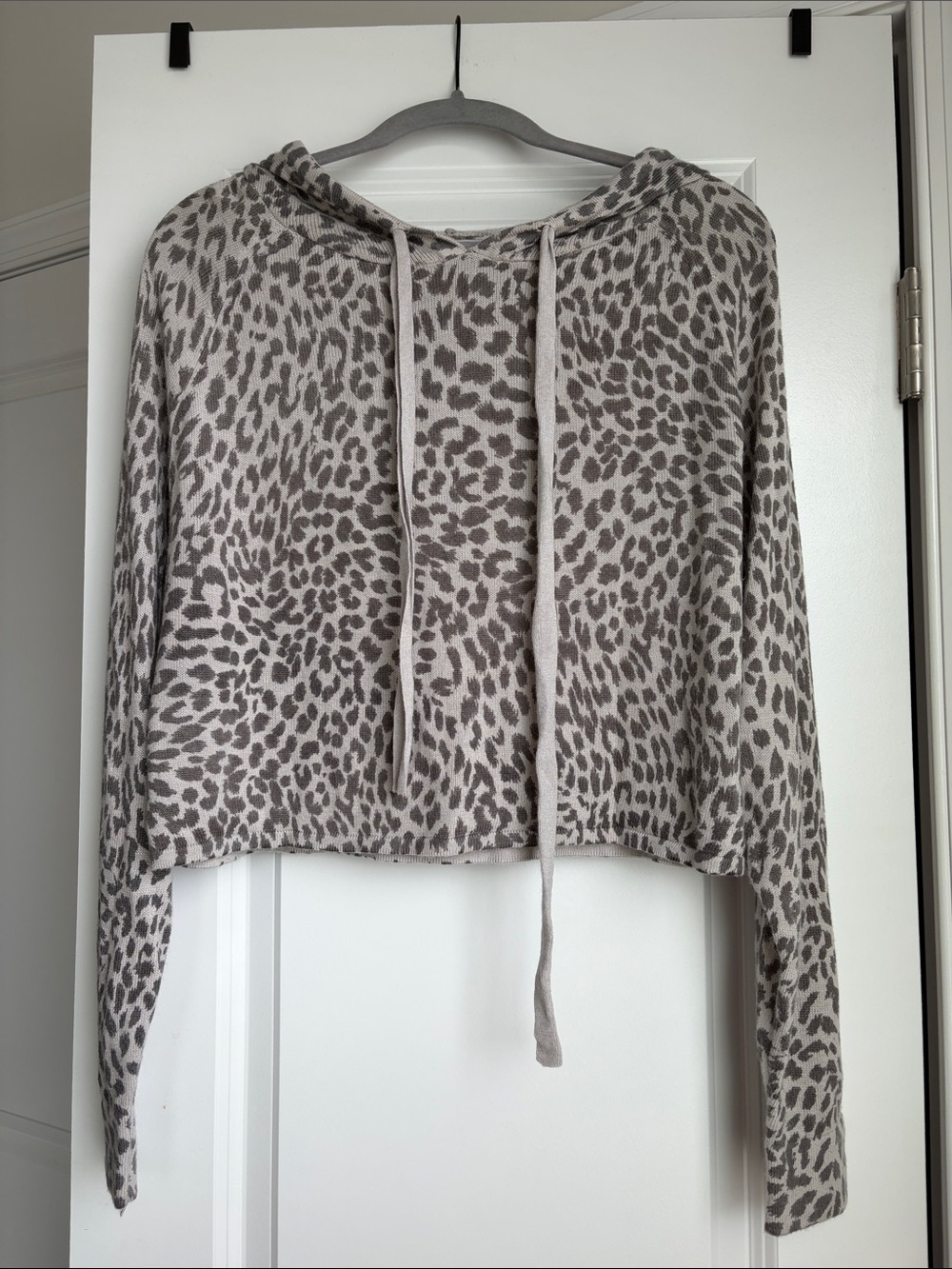 Leopard Print Cropped Hoodie - Taupe/Gray
